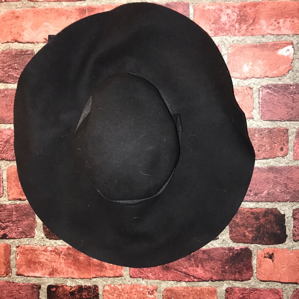 Black hat